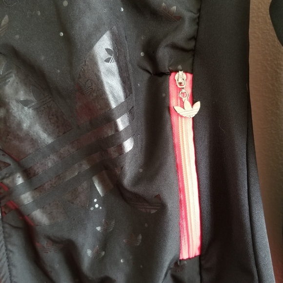 ADIDAS LADIES ZIP UP HOODED JACKET Price is Frim - Picture 4 of 8